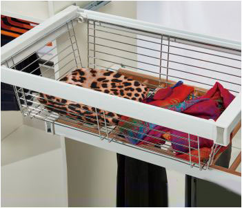 Soft-Closing Ratten Wire Basket
